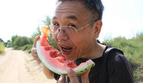 奇葩摊主 带你吃瓜,一瓜一世界