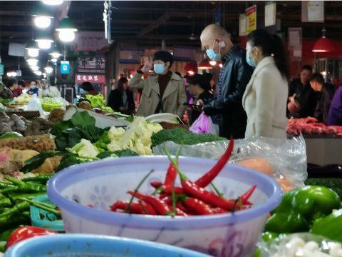丽水夜市吃瓜事件,一场引发热议的街头冲突