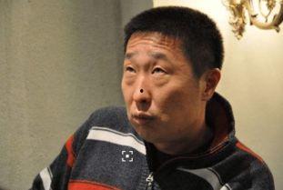 林永健吃瓜现场视频,趣味横生引网友热议